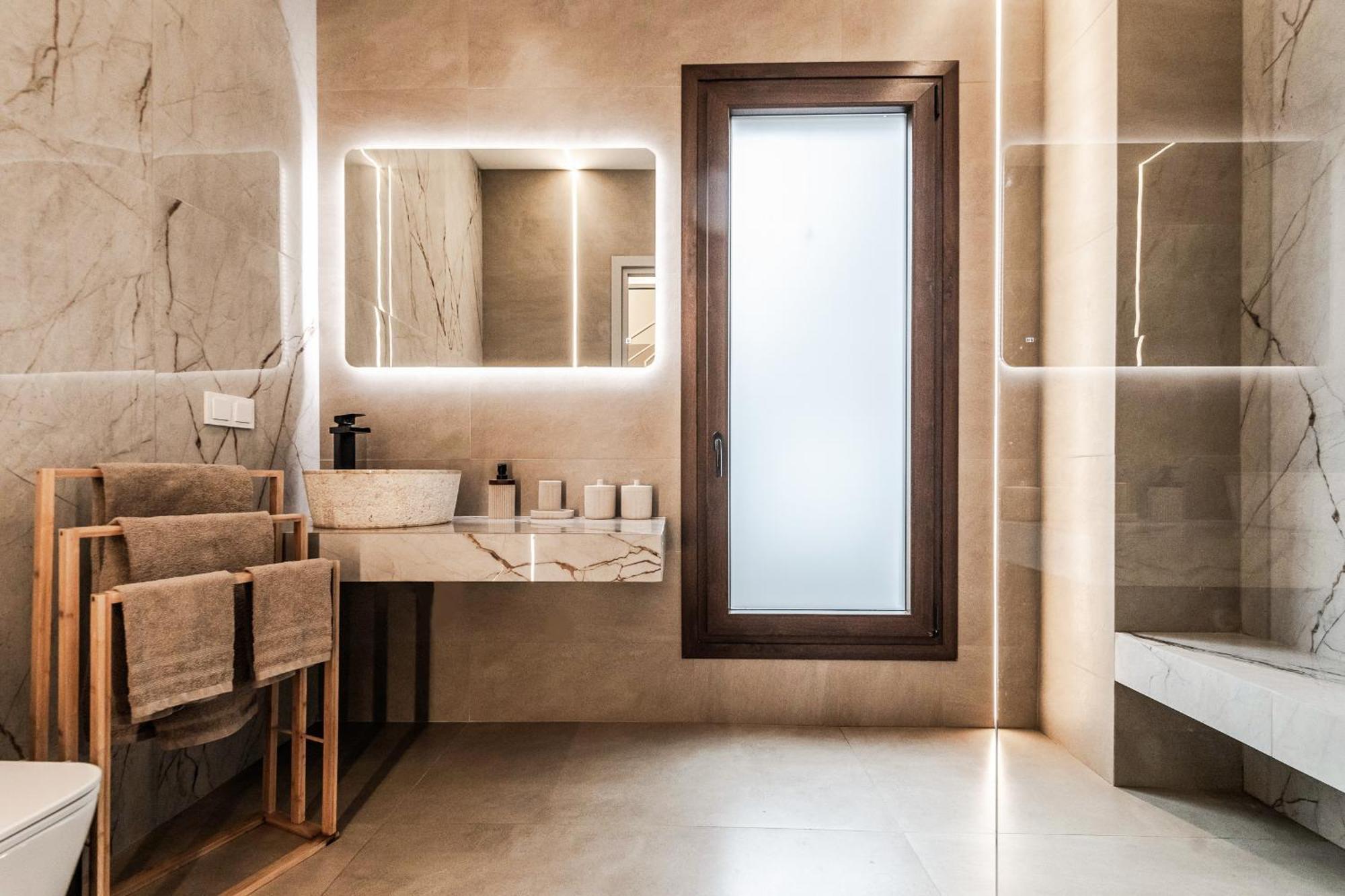 Eunoia Luxury Loft Apartment